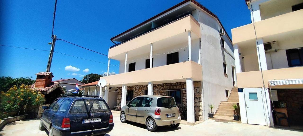 Apartments Andela Starigrad Paklenica Extérieur photo