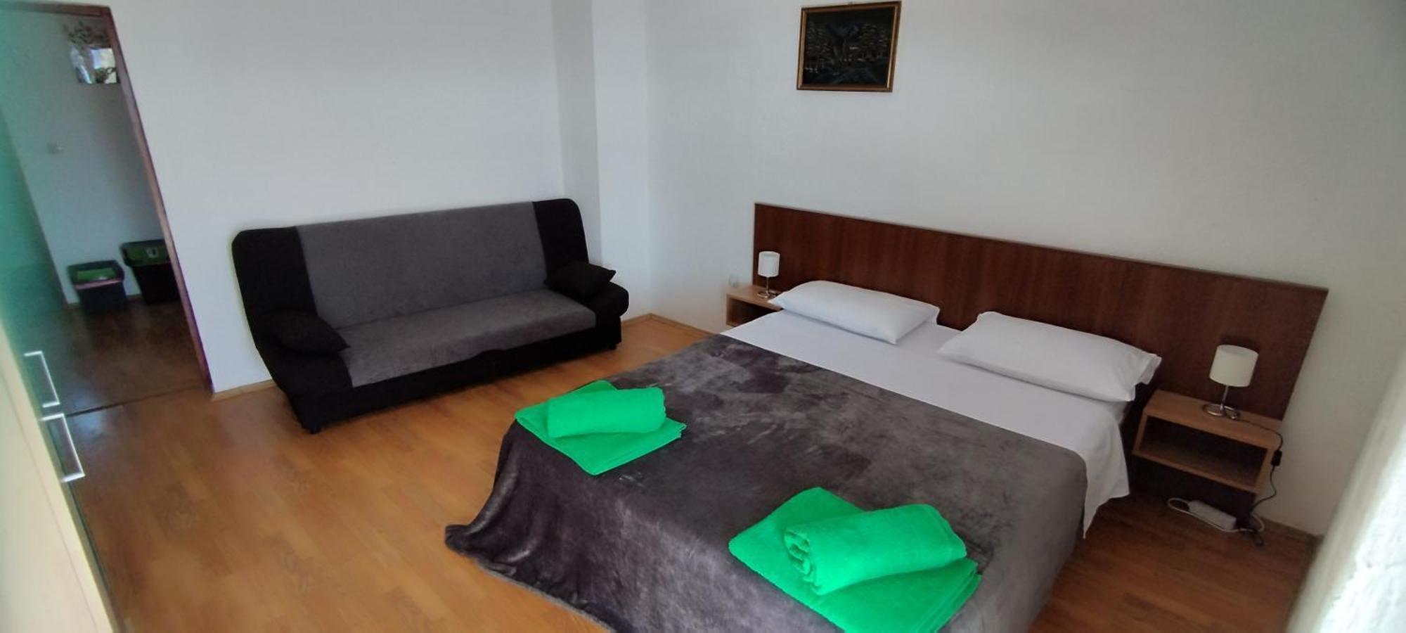 Apartments Andela Starigrad Paklenica Chambre photo