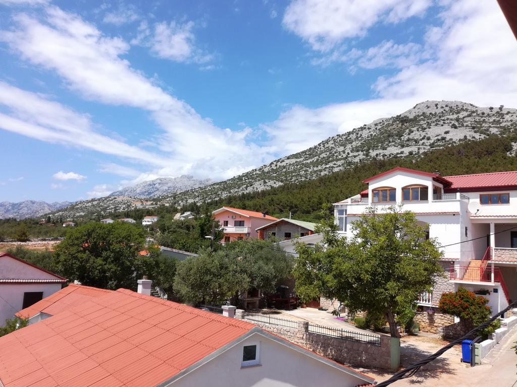 Apartments Andela Starigrad Paklenica Extérieur photo