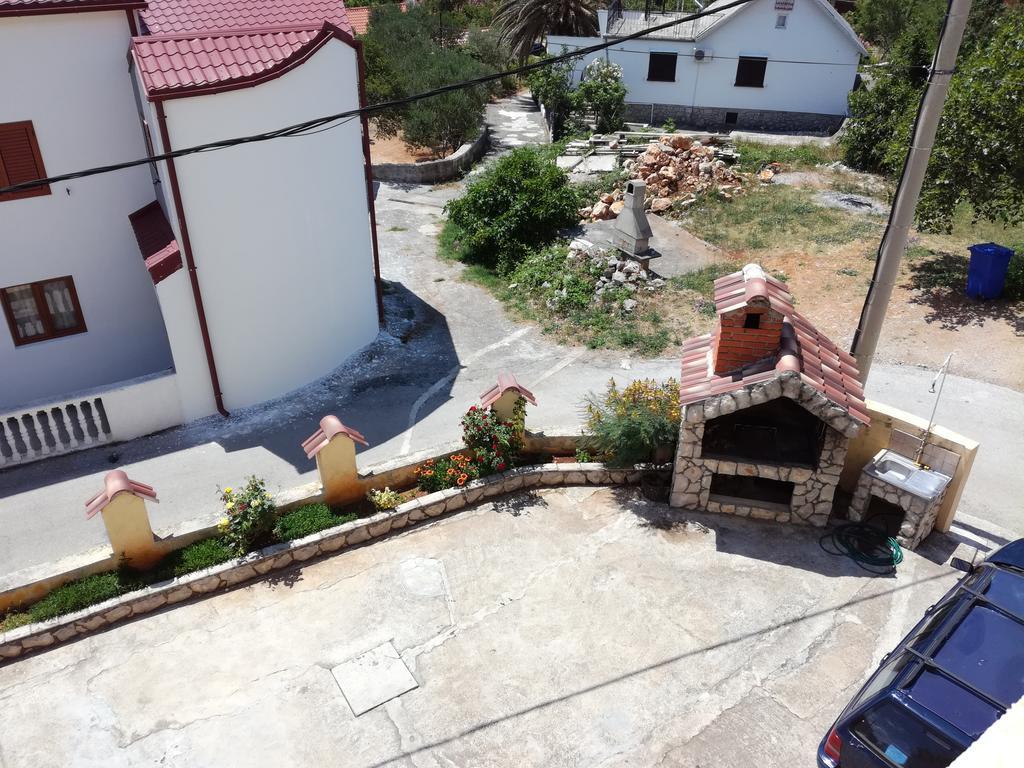Apartments Andela Starigrad Paklenica Extérieur photo